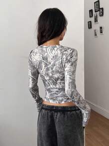 Coolane Women's Y2K Streetwear Back To School Tree Branch Pattern Bustier V-Neck T-Shirt - Multicolor - View 2