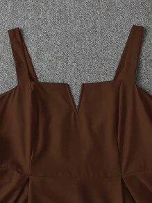 SHEIN Clasi Exquisite & Elegant  Plus Size Women Elegant Party Sling Light Brown Dress For New Year Clothes, For Thanksgiving Maxi Women Outfit