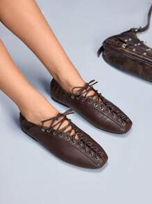 CUCCOO GRLICON 女士 Y2K 风格平底鞋，适合朋克、骑行者、酷女孩、万圣节、圣诞节、派对装扮