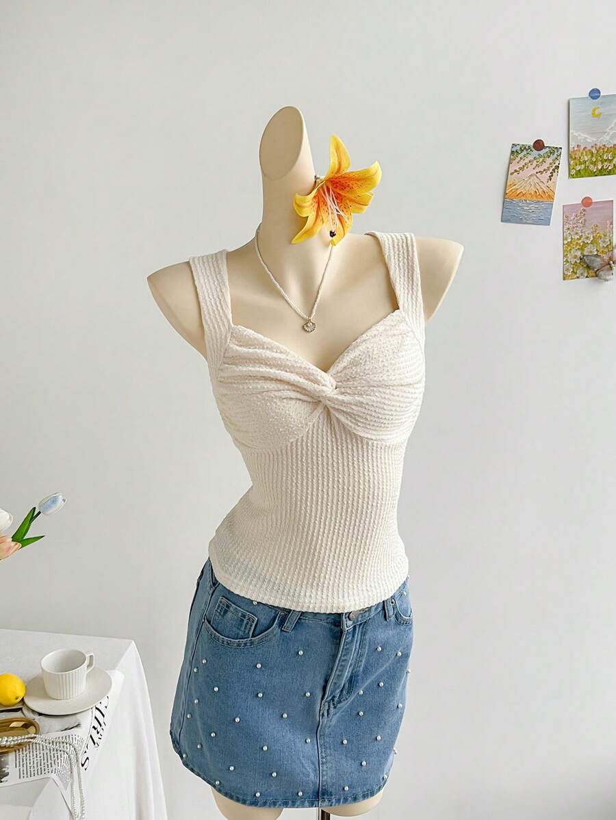 Soleia Áo kiểu nữ màu be, chất liệu gân nổi, dáng ôm, thắt eo, thích hợp cho tiệc tùng, hẹn hò, trà chiều, đi biển. - Màu be - Xem 1