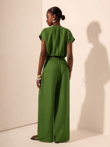 Zivah Conjunto de 2 piezas de top con manga corta y cuello redondo, bajo con cordón, y pantalones con bolsillo plisado, hecho de una mezcla de lino texturizado verde. Adecuado para primavera y verano, festivales de música, Pascua, Día de San Patricio, estilo occidental, nómada, fiestas de cumpleaños, graduación, estilo universitario, uso casual diario, básico versátil, ocio, cruceros, playa, tomar el sol, viral, ropa de calle, atuendo de invitado de boda.