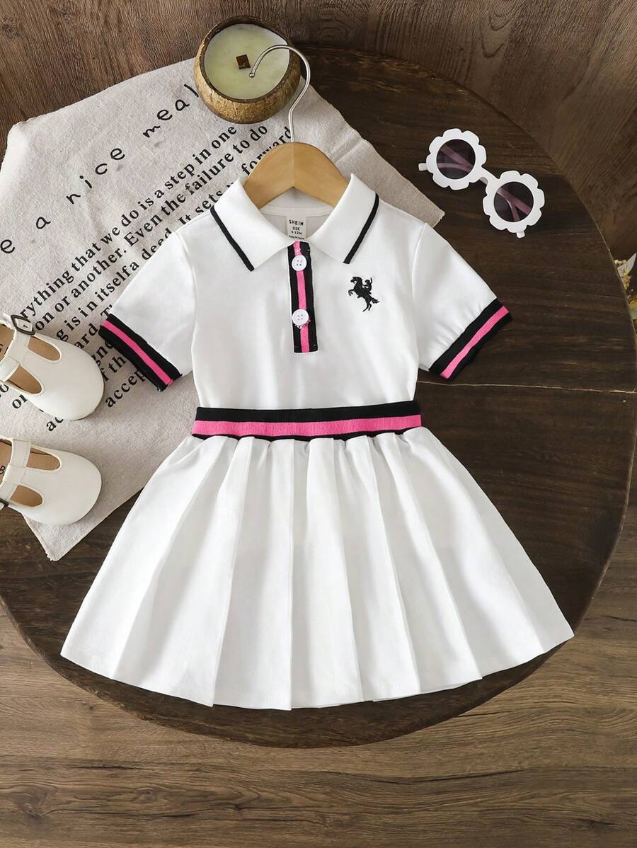 SHEIN Babygirl 可爱学院风夏季拼接短袖 Polo 衫和松紧腰百褶裙套装 - 白色 - 查看 1