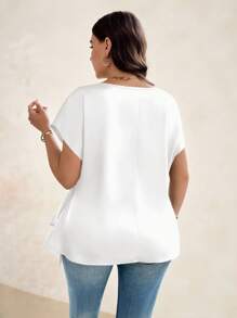 SHEIN Clasi 大码女式夏季纯色圆领蝙蝠袖侧结衬衫 - 白色 - 查看 2