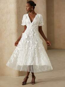BELROSIE French Romantic Solid Color 3D Floral V-Neck Short Sleeve Maxi Dress For Women, Summer - White - View 1