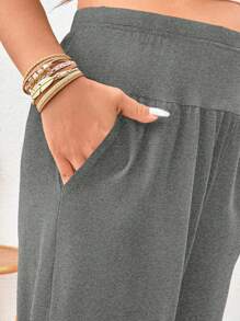 SHEIN LUNE Pantalones elegantes casuales de talla grande con bolsillos sesgados para mujeres, nueva longitud de 7/10