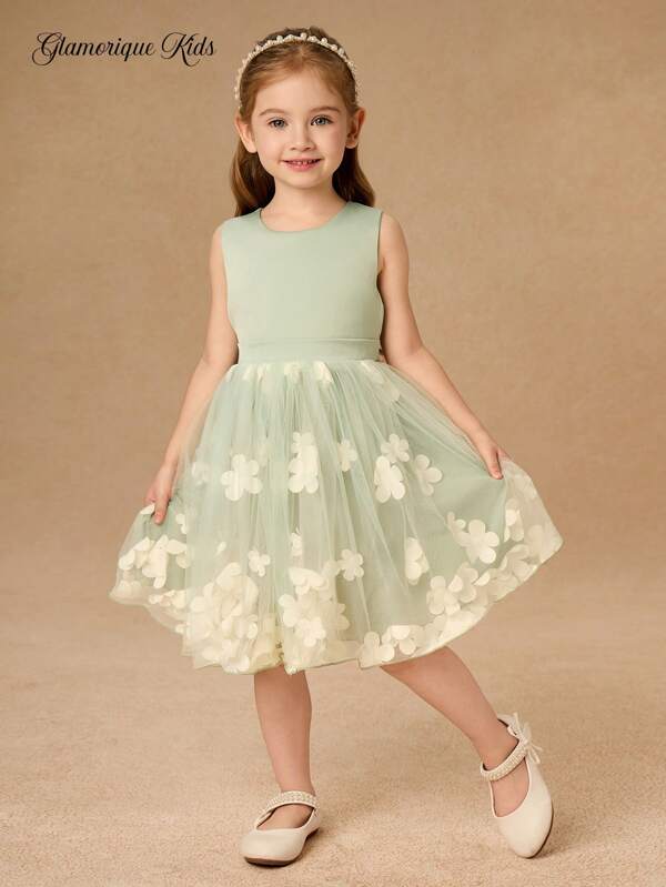 SHEIN Glamorique Kids Robe de princesse sans manches en satin pour filles, robe de cérémonie de mariage pour demoiselle d'honneur, couleur vert pois avec jupe en tulle à fleurs 3D, fermeture avec nœud au dos, convient pour le Moyen-Orient et l'Europe/Amérique