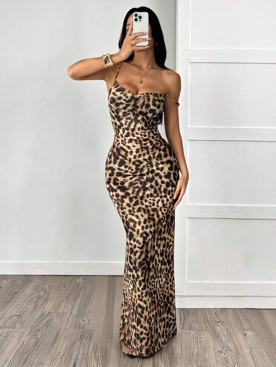 SHEIN PETITE 女士长款休闲连衣裙，简约时尚豹纹吊带，日常穿着，猎豹印花连衣裙 - 彩色 - 查看 1