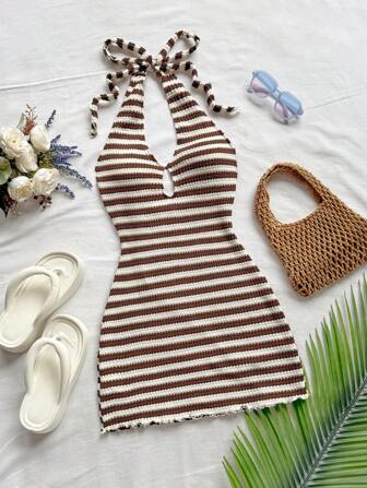 Soleia Nieuwe rode gestreepte halter-minijurk met open rug in vakantiestijl