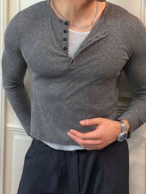 Manfinity Dauomo قميص تي شيرت بأكمام طويلة بلون سادة بسيط للرجال، للارتداء اليومي الكاجوال، للخريف