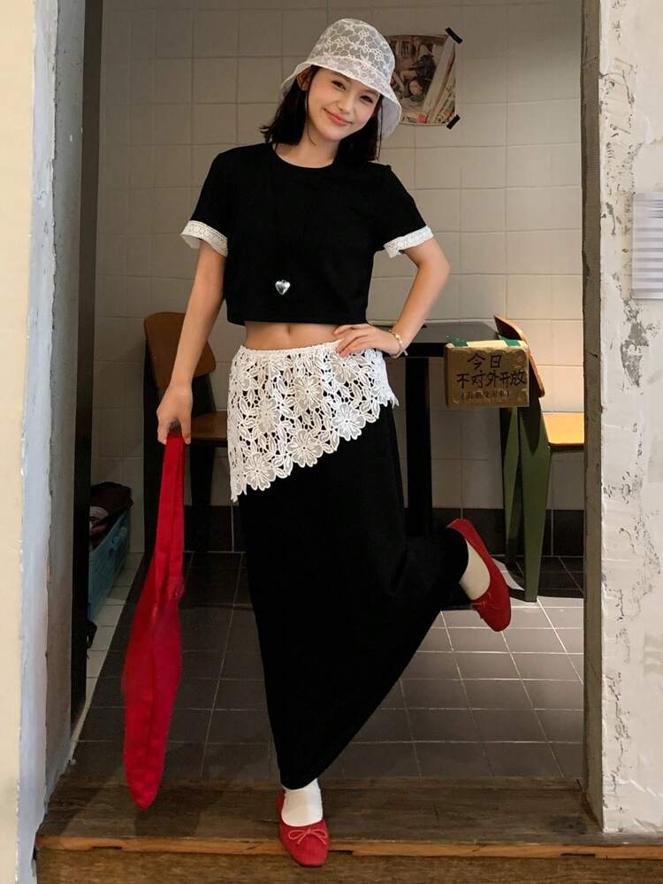 2pcs Women Spring/Summer Patchwork Cropped T-Shirt And Skirt Set Carnival