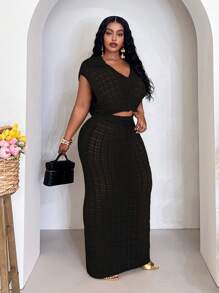 Slaydiva Plus Size Summer Casual Solid Color Hollow Out Knitted Vest And Skirt Set Plus Size Skirt Set Plus Size 2 Pieces Set 2 Pieces Sets Curvy Curve Skirt Set Plus Size Crochet Skirt Set,Teacher Outfits For Women In Fall/Winter