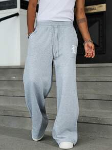 Manfinity Hypemode Men's Casual Versatile Letter Printed Drawstring Waist Sweatpants, Gym Sweatpants, Summer - Light Grey - View 5
