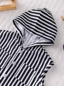 SHEIN Combinaison à capuche rayée noire et blanche style coréen décontracté d'été pour bébé garçon nouveau-né. Combinaison rayée pour enfants - Multicolore - Voir 7