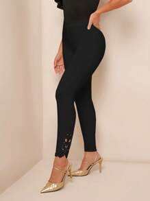 SHEIN PETITE CURVE 女士加大纯色弹力腰休闲高弹力紧身裤黑色蕾丝紧身裤乡村音乐会，适合身材较矮的人 - 黑色 - 查看 3