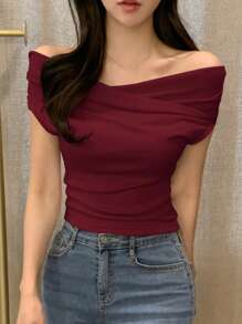 DAZY Women's Solid Color Off Shoulder Short Sleeve T-Shirt, Spring/Summer - Burgundy - View 3