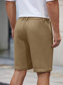 Manfinity VCAY Men's Woven Solid Color Mid-Waist Straight Leg Shorts, Suitable For Daily Wear, Spring/Summer Men Khaki Shorts Mens Work Shorts Men Brown Shorts Khaki Bermudas Mens Textured Shorts