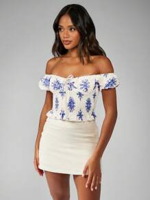 MISSGUIDED Áo crop top hở vai Milkmaid xếp ly họa tiết thêu hoa mùa hè tay bèo nhún kiểu Cottagecore buộc dây phía trước - Màu xanh nhạt - Xem 3
