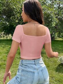 SHEIN EZwear 夏季纯色方领褶皱胸围短款 T 恤，度假时尚 - 粉色 - 查看 2