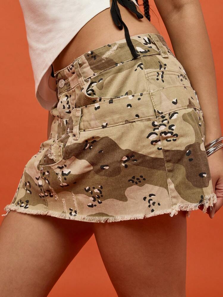 SUMWON WOMEN Deconstructed Distressed Military Desert Camouflage Mini Denim Skirt Raw Hem