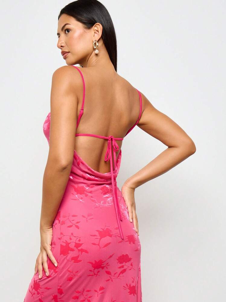 AiiRZ Vestido Longo Maxie com Estampa Floral Rosa para Casamento, Festa, Formatura, Alças de Espaguete em Veludo Devore para Primavera e Verão - Pink - Visão 4