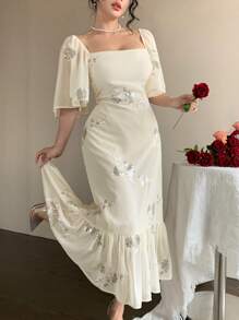 DAZY Valentinstag Chiffon Blumen Midi Kleid mit quadratischem Kragen, Rüschensaum und Volant für Frauen, Kleidung für den Schulanfang