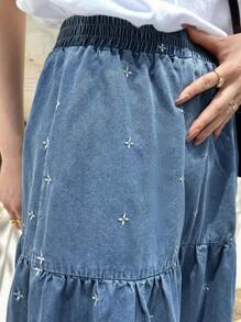 FRIFUL Women's Elastic Waist Embroidered Pleated Skirt, Casual Versatile Airport Travel Holiday Outfit