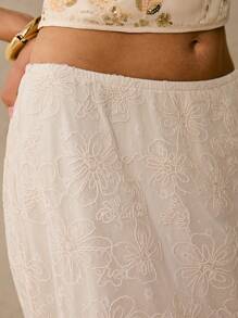 Poéselle 杏色刺绣半身裙，蕾丝刺绣半身裙，精致优雅，女士花卉提花弹力腰半身裙，适合度假、日常穿着、外出、通勤、约会、旅游等各种场合。 - 橄欖綠 - 查看 6