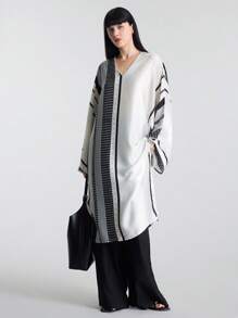 Ontre 2025 Damen Loose Bedruckte Bluse, Minimalistische Mode, Bequemer Sommer, Inselurlaub, Gestreifte Loose Top, Farbblock Minimalistische Geometrische Bedruckte Business Lässig Damen Urlaubskleidung