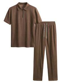 Manfinity Homme 2 件男士华夫格针织休闲套装：拉链 Polo 衫和抽绳裤 - 黑色，涤纶混纺，适合春夏季休闲穿着 - 卡其色 - 查看 3