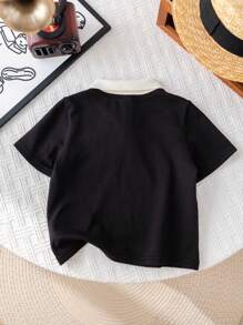 SHEIN 嬰兒男孩女孩休閒運動修身配色拼接圖案翻領短袖 Polo 衫，適合春夏外出穿著 - 彩色 - 查看 2