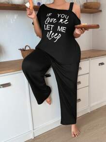 SHEIN 休闲不对称肩带白色英文标志印花超柔软亲肤薄款纯牛奶丝针织大码短袖上衣和裤子睡衣套装 - 黑色 - 查看 6