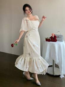 DAZY Valentinstag Chiffon Blumen Midi Kleid mit quadratischem Kragen, Rüschensaum und Volant für Frauen, Kleidung für den Schulanfang