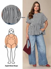 SHEIN Essnce Plus Size Ladies Spring And Summer Fashion Casual Loose Comfortable Daily Black And White Plaid Short Sleeve Cute Shirt,Women Blouse,Summer Outfits For Women,Brunch Outfits For Women,Minimalist,Cute Tops,Old Money Style Women,Vacation Outfits Woman