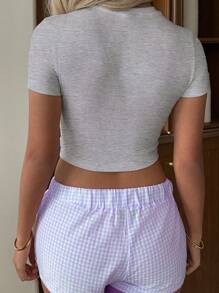 Aloruh Camiseta de mujer de manga corta, cuello redondo, de corte ceñido y corto, con decoración de lazo de estilo minimalista con lunares 3D, adecuada para llevar en casa en verano - Gris Claro - Ver 2