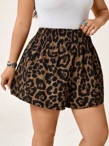 SHEIN LUNE Plus 夏季豹纹斜口袋短裤海滩度假机场女式短裤 - 彩色 - 查看 5