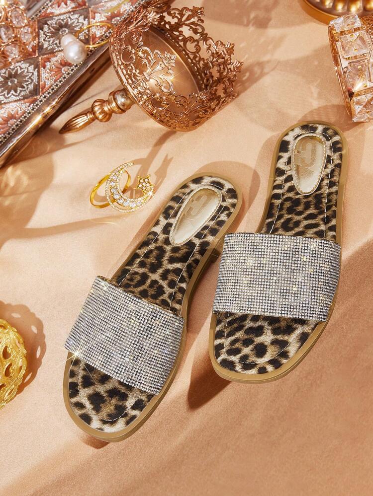 CUCCOO TILAWA Ballerines rondes pour femmes avec décoration de strass argentés, élégantes et décontractées, glissantes et confortables, idéales pour le bureau, les sorties, les fêtes et les occasions formelles