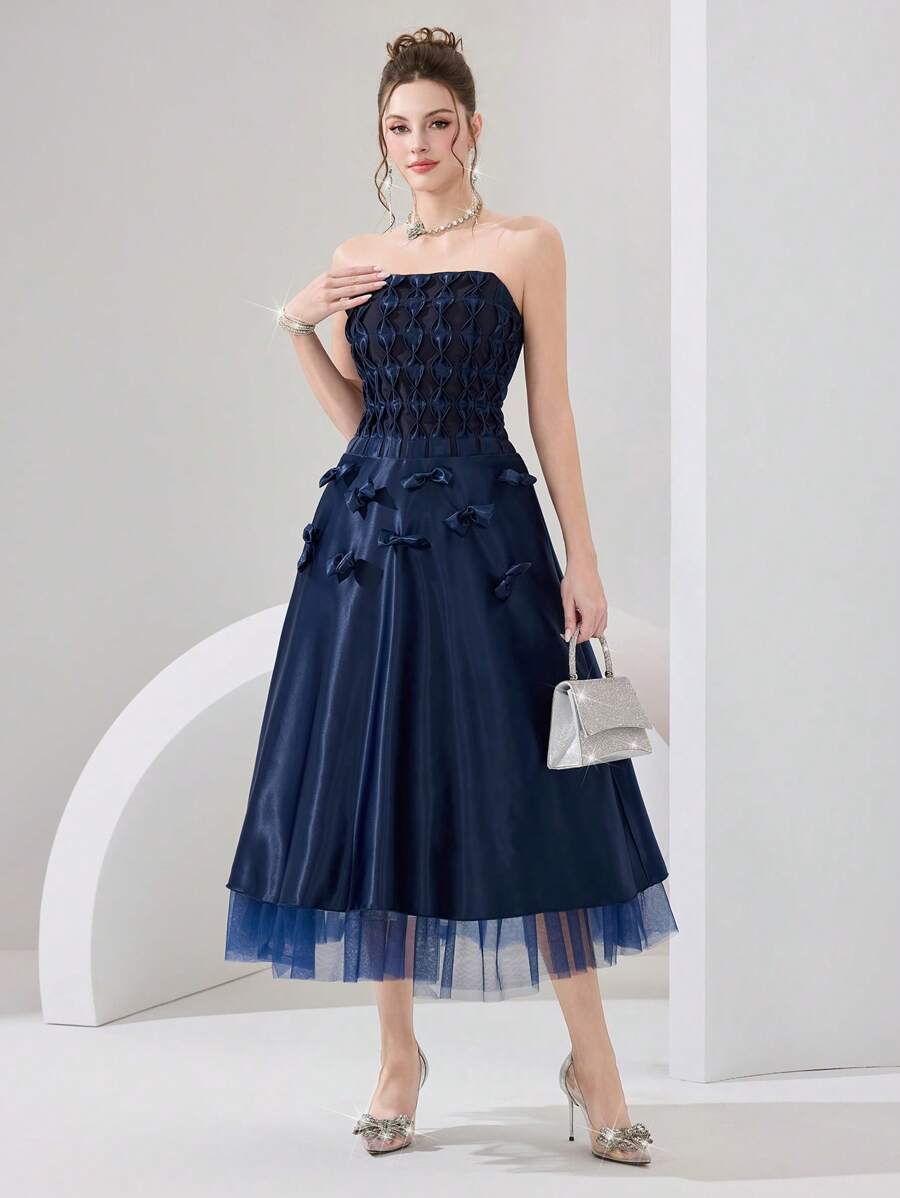 Poshira Đầm dạ hội mùa hè không dây vai, màu trơn, viền bèo nhún, họa tiết hoa 3D trang trí, dành cho nữ (chất liệu cao cấp), đầm sinh nhật nữ, quần áo nữ sinh nhật, đầm thường ngày nữ, đầm mùa hè, đầm dạ hội thời trang và thanh lịch dành cho nữ, đầm dự tiệc cưới, đầm dạ hội, đầm dự tiệc prom, đầm chữ A có eo, thiết kế cổ áo đặc biệt, viền chân đầm phối lưới, đầm màu xanh dương ... - Màu xanh hải quân - Xem 1