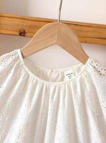 Loomiva 年轻女孩休闲度假圆领刺绣纹理面料束腰连衣裙，春夏