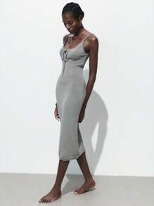 Maija 2025秋冬新款灰色串珠纱针织镂空系带蝴蝶结露肩毛衣连衣裙，优雅都市浪漫端庄质朴Y2K乡村音乐节复古韩国机场旅行街头婚礼嘉宾生日万圣节商务休闲办公室约会派对郊游机场返校秋冬女装 - 深灰色 - 查看 4