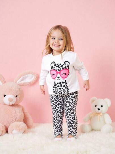 SHEIN Playful Pals 2 件套女婴休闲百搭舒适可爱黑白豹纹长袖 T 恤和裤子套装。柔软面料适合居家或户外，性价比高