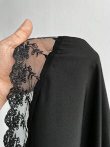 Franclia Plus Size V-Neck Lace Patchwork Ruffle Hem Long Sleeve Blouse