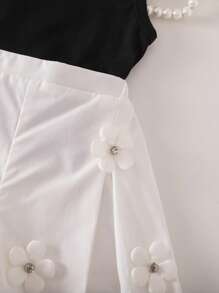 SHEIN Babygirl 夏季可爱百搭黑色花卉背心和松紧腰短裤两件套 - 黑與白 - 查看 7