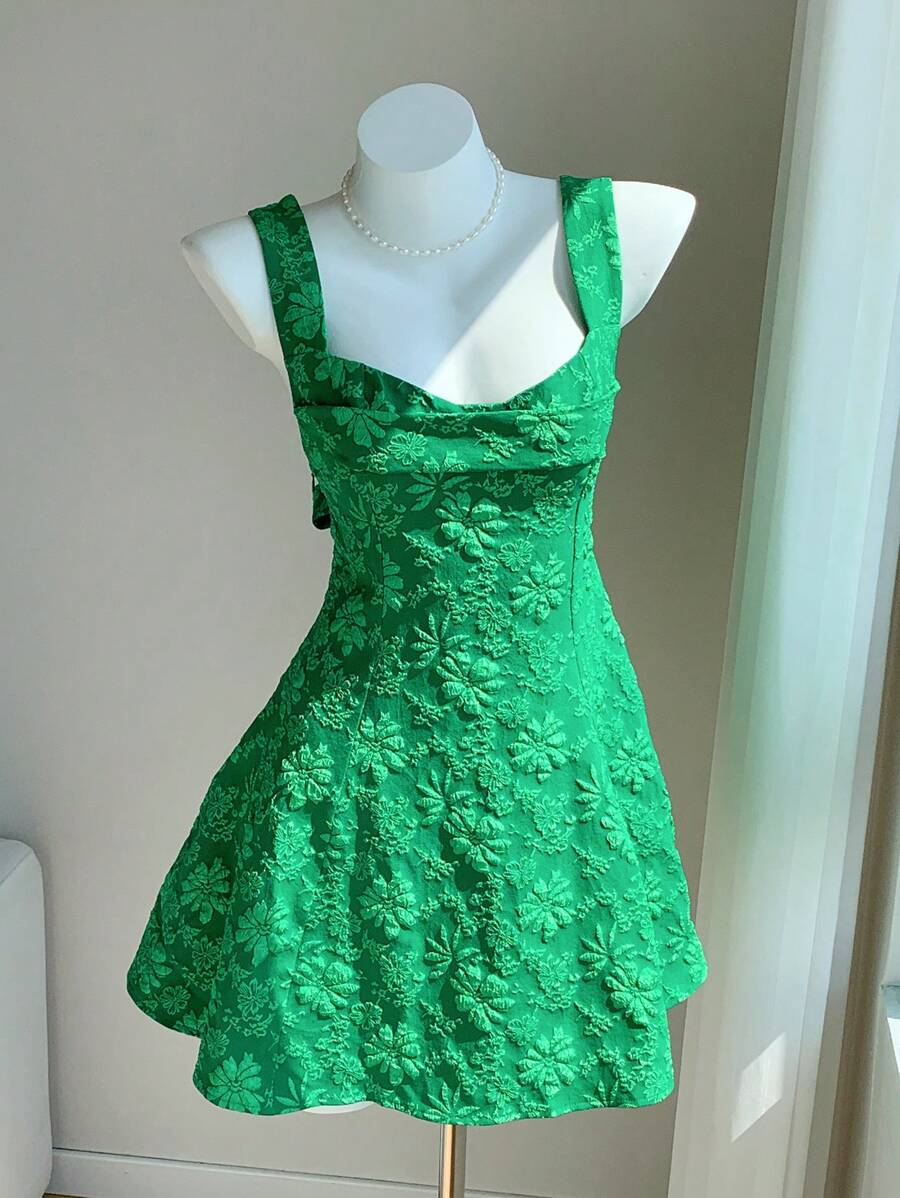 Comfortcana 女士浪漫压纹细肩带露背短款连衣裙，夏季