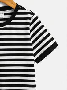 SHEIN Bluză casual lejeră, confortabilă, versatilă, cu mânecă scurtă, cu dungi, pentru băieți tineri