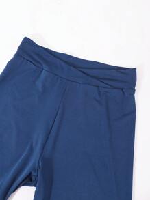 2 paia di pantaloncini atletici neri semplici, con vita a strati, aderenti, adatti per uso quotidiano, estate