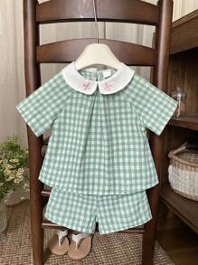 SHEIN Vintaside Kids 2件套女婴新生儿优雅公主风彼得潘领上衣+短裤套装，春夏款 - 綠色 - 查看 2