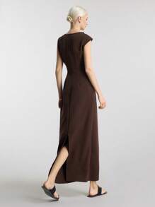 Ontre Đầm không tay xếp ly ôm dáng màu cà phê bằng vải dệt, mẫu mới mùa xuân/hè 2026 dành cho nữ, phong cách tối giản, thích hợp mặc đi làm, ngày Valentine và mùa cưới. - màu nâu - Xem 7