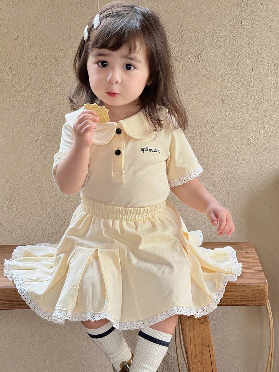 Dazy Kids Set de 2 piezas: Camisa de polo de manga corta informal y falda plisada para niñas pequeñas - Amarillo - Ver 1