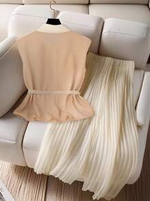 SHEIN Franclia 2件套女士优雅雪纺无袖衬衫和百褶裙套装 - 卡其色 - 查看 2