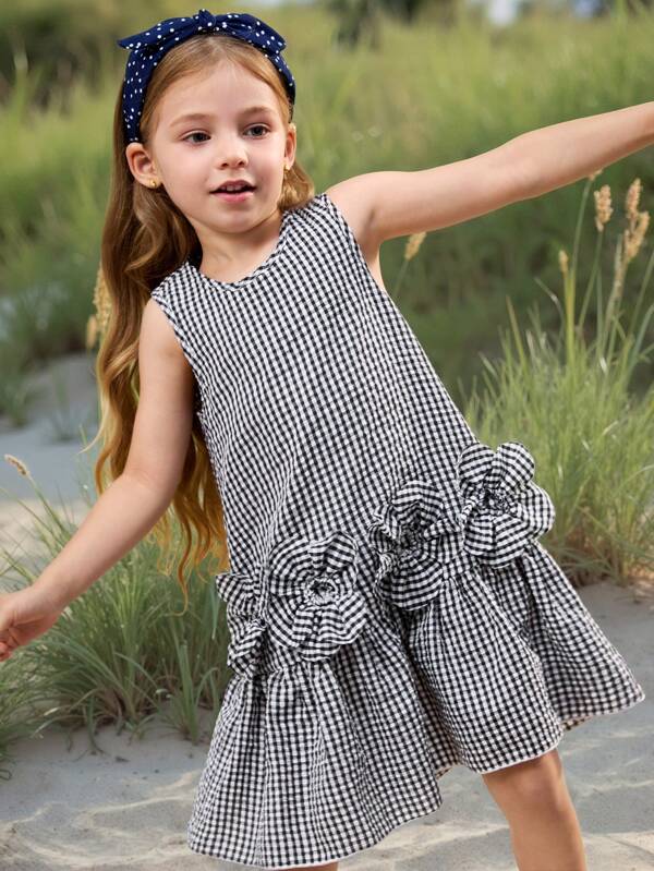 SHEIN Young Girl Casual Minimalist Comfortable Round Neck Sleeveless Plaid Ruffle Flower 3D Decor Summer Dress